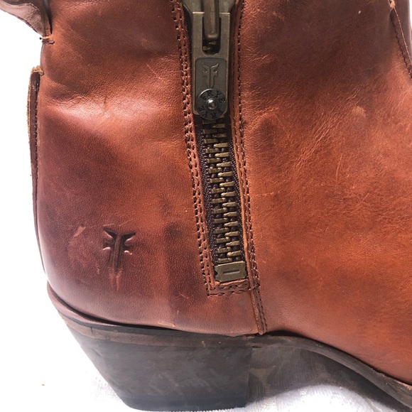 Frye Sasha Moto Shortie Boot NWT, Cognac, Size 9.5 NWOB - Picture 7 of 9